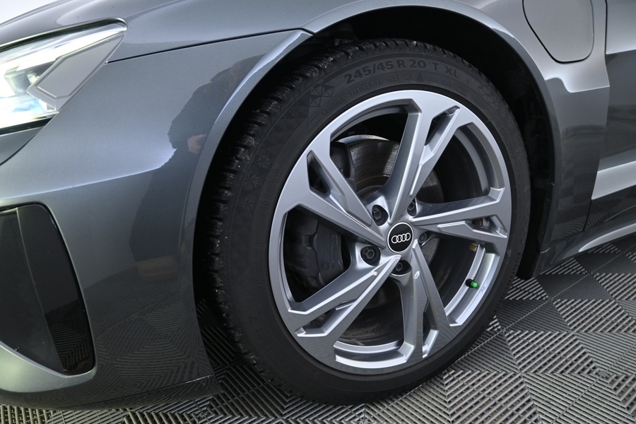 Audi e-tron GT vaihtoauto