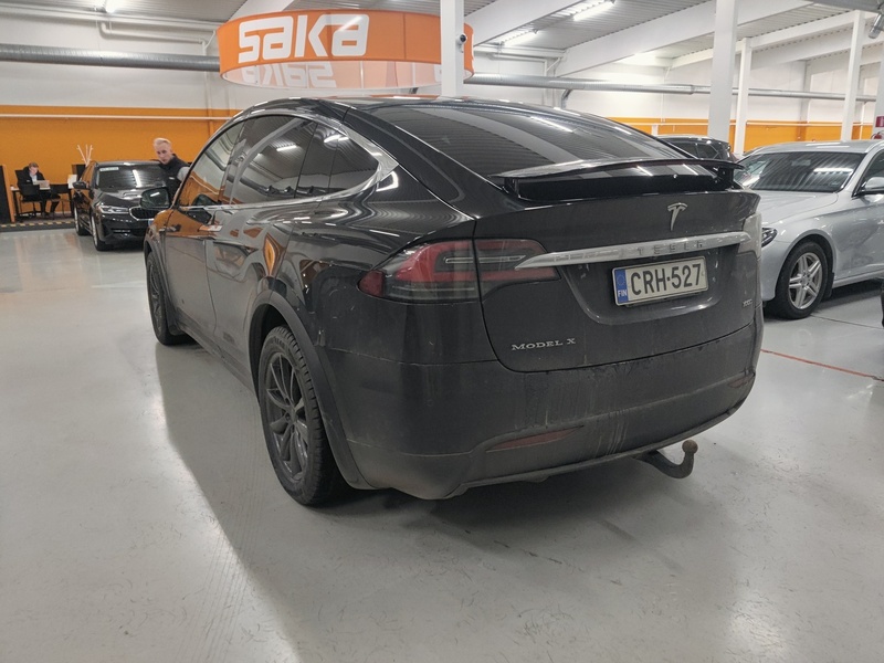 Tesla Model X vaihtoauto