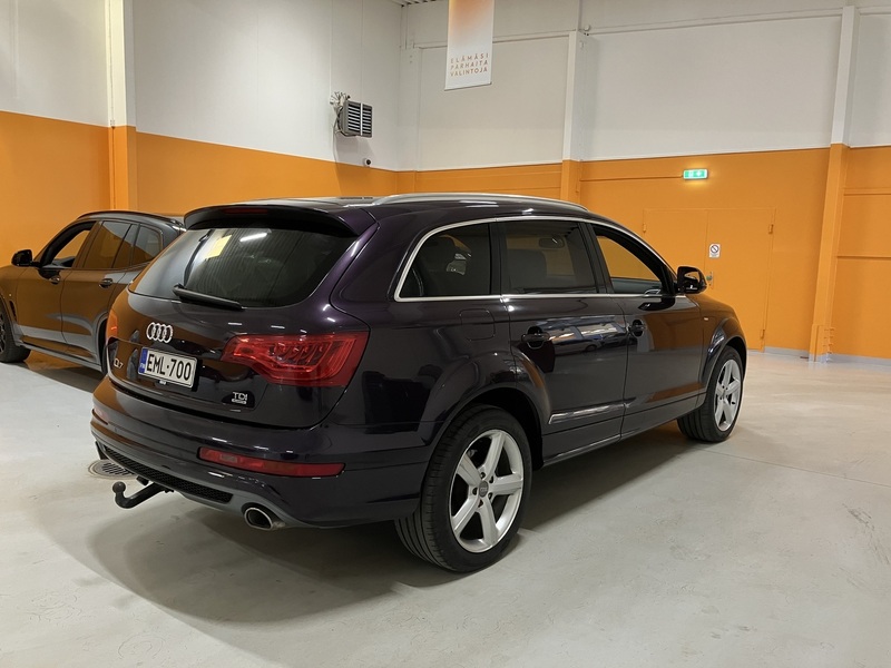 Audi Q7 vaihtoauto