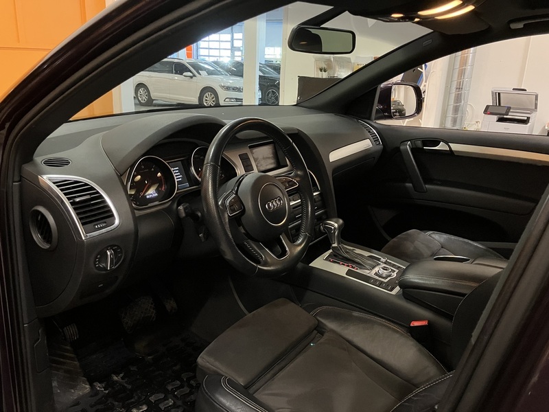 Audi Q7 vaihtoauto