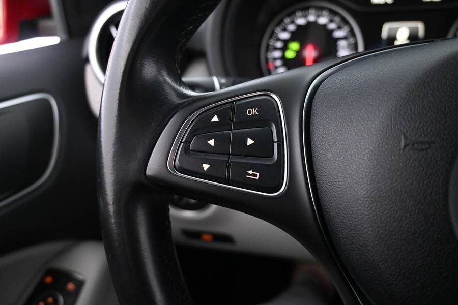 Mercedes-Benz B vaihtoauto