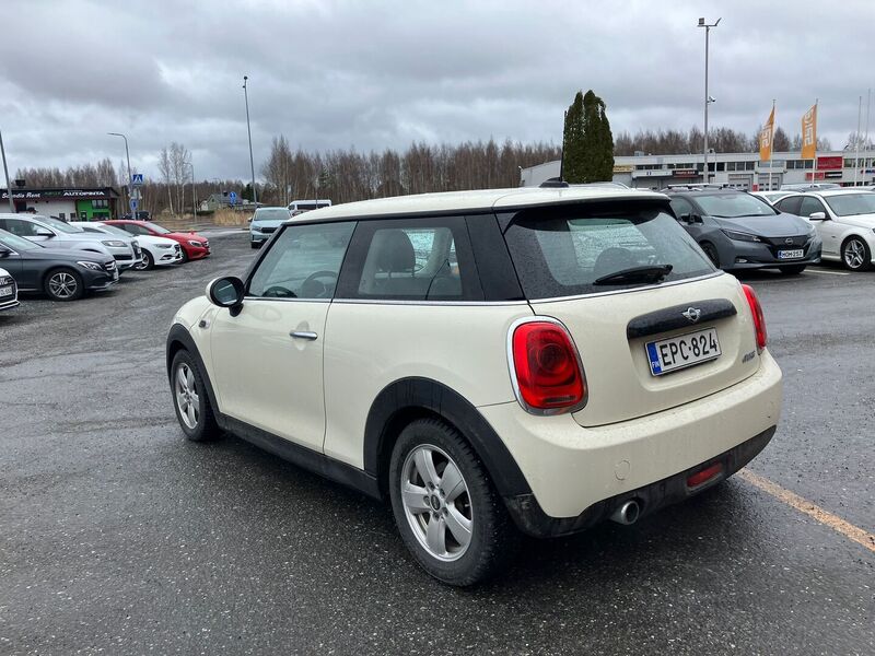Mini Hatchback vaihtoauto