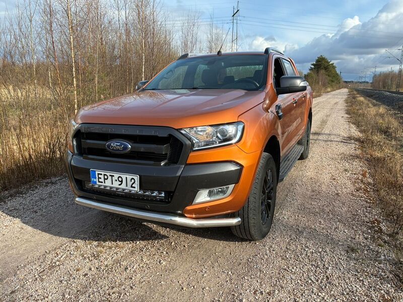 Ford Ranger vaihtoauto