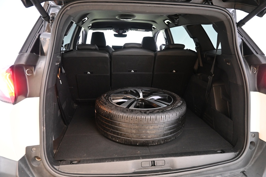 Peugeot 5008 vaihtoauto