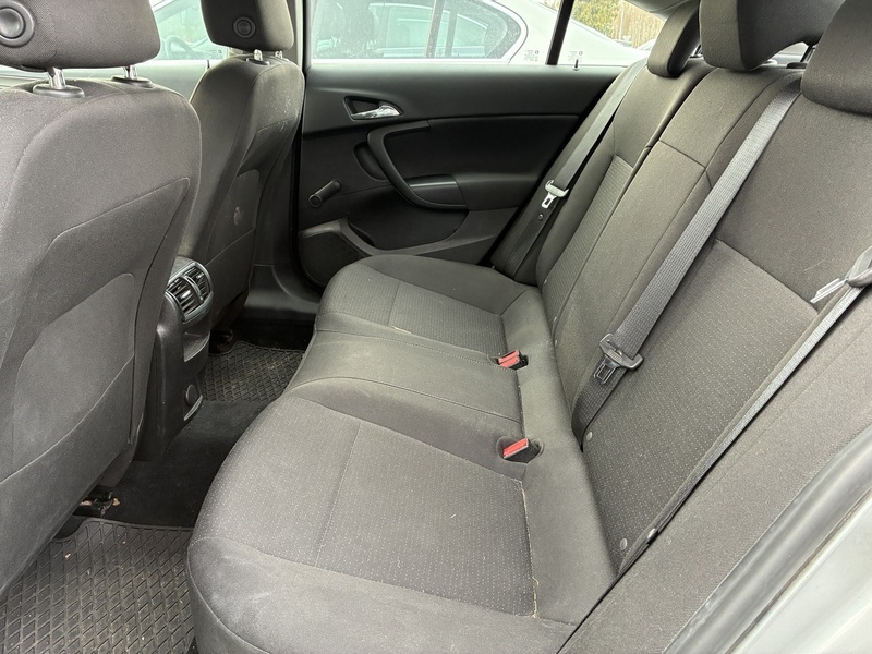 Opel Insignia vaihtoauto