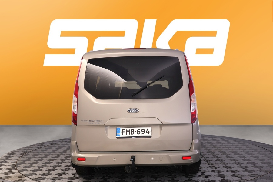 Ford Grand Tourneo Connect vaihtoauto