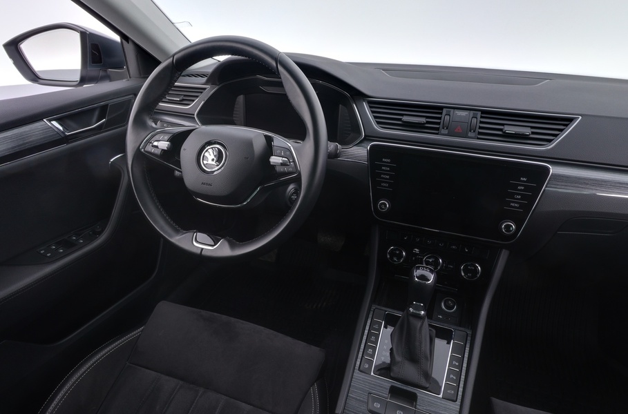 Skoda Superb vaihtoauto