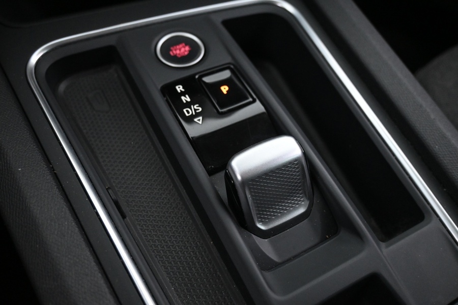 SEAT Leon Sportstourer vaihtoauto