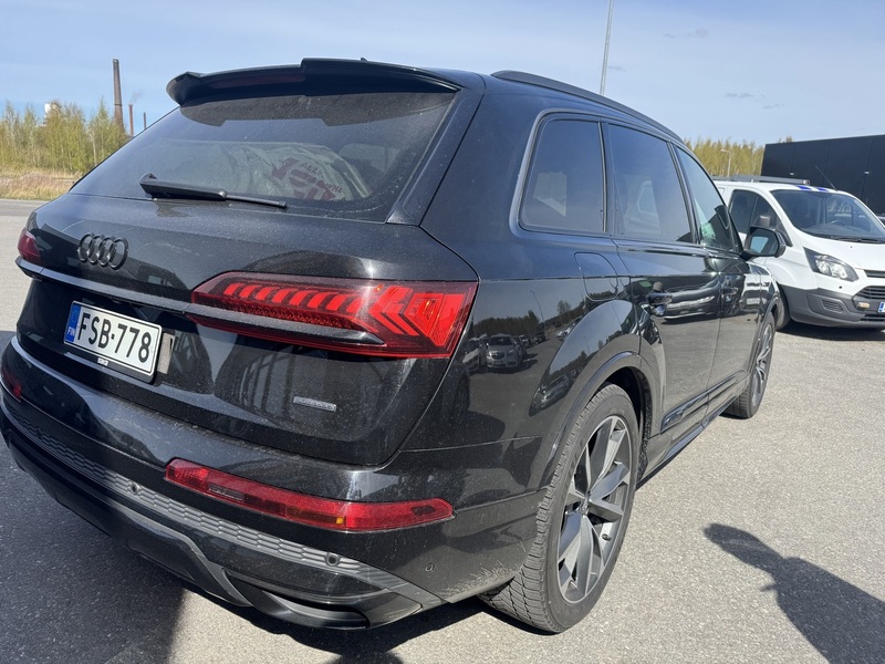 Audi Q7 vaihtoauto
