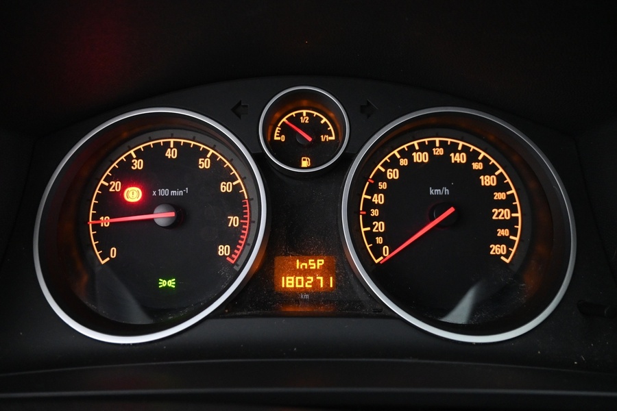 Opel Zafira vaihtoauto