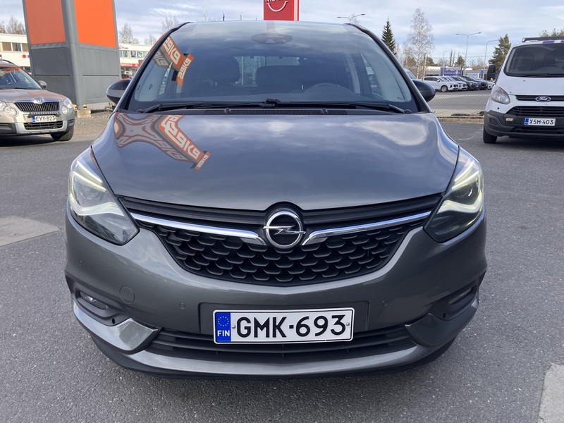 Opel Zafira vaihtoauto