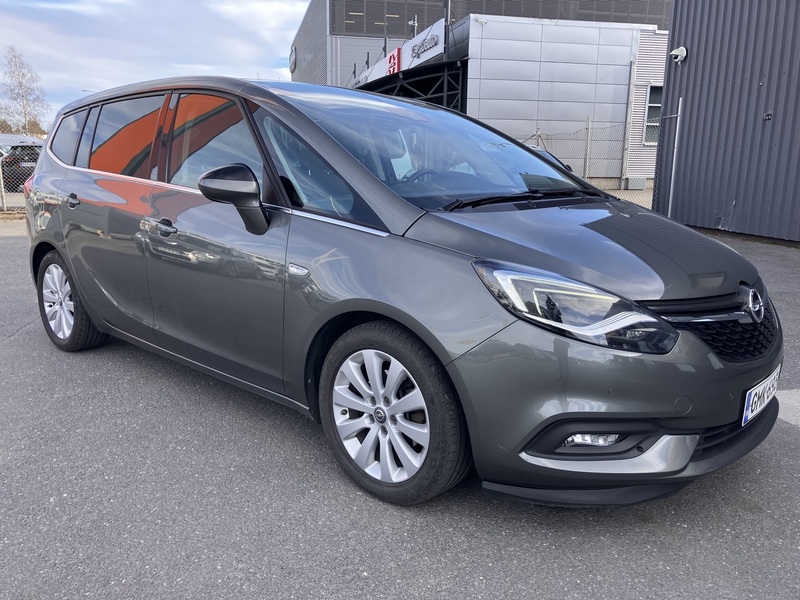 Opel Zafira vaihtoauto