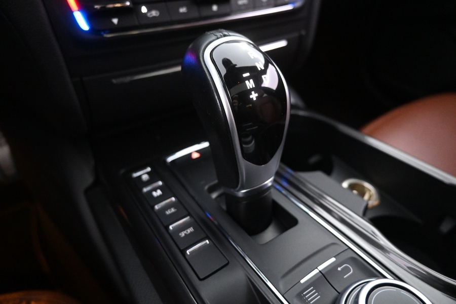 Maserati Ghibli vaihtoauto