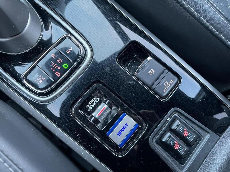 Mitsubishi Outlander vaihtoauto