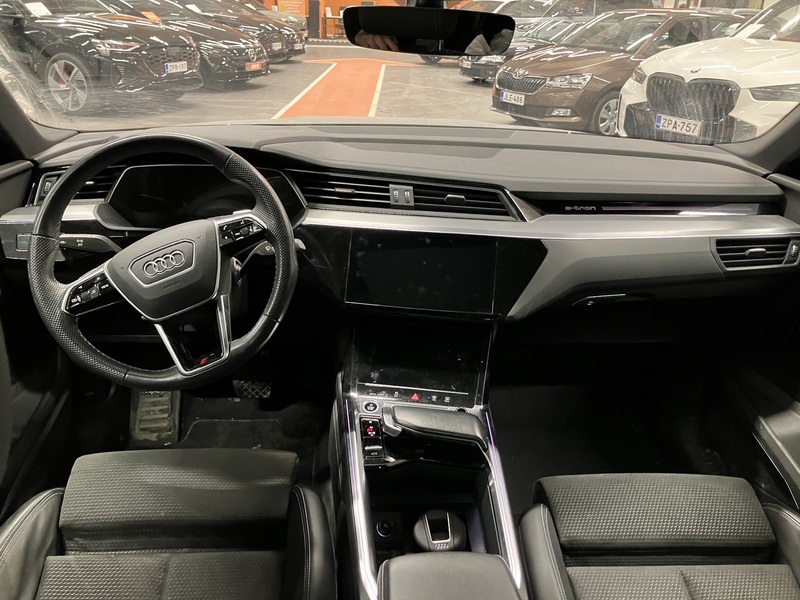 Audi e-tron vaihtoauto