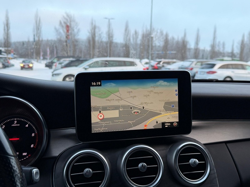 Mercedes-Benz C vaihtoauto