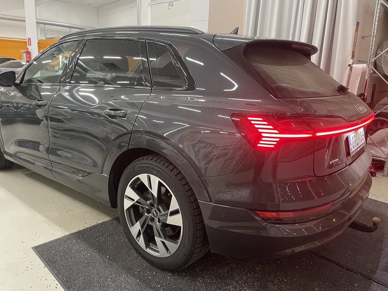 Audi e-tron vaihtoauto