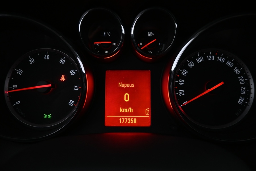 Opel Astra vaihtoauto