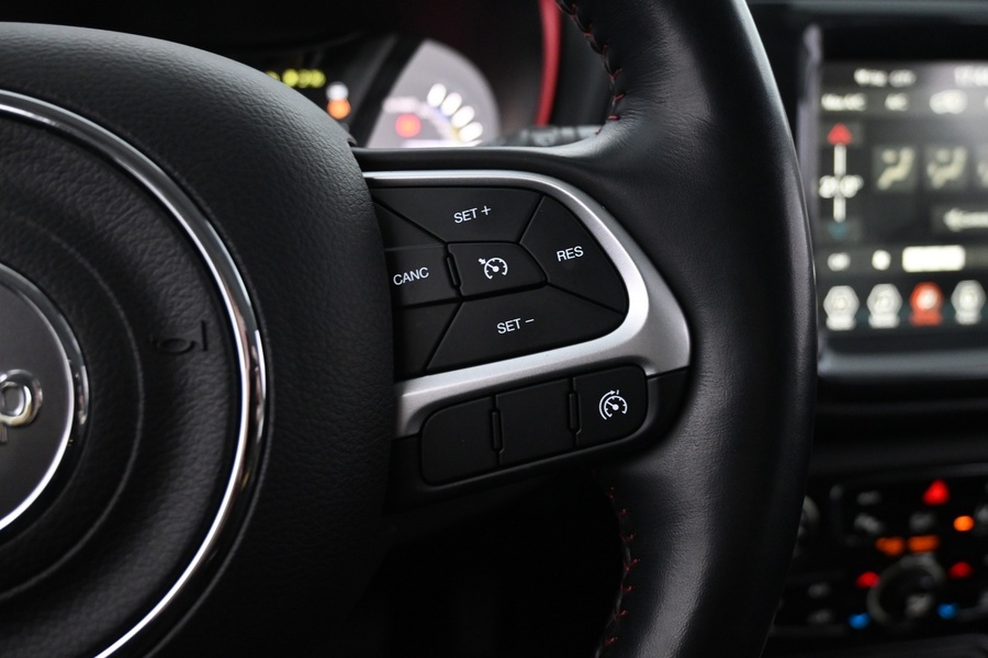 Jeep Compass vaihtoauto