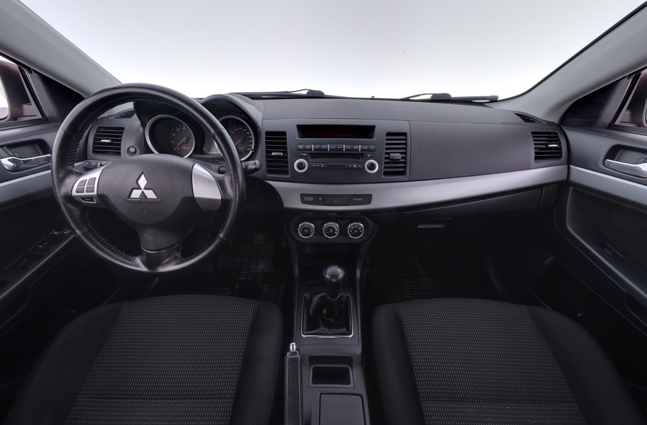 Mitsubishi Lancer vaihtoauto