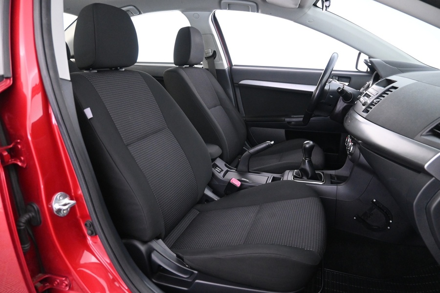 Mitsubishi Lancer vaihtoauto