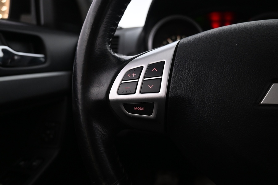 Mitsubishi Lancer vaihtoauto