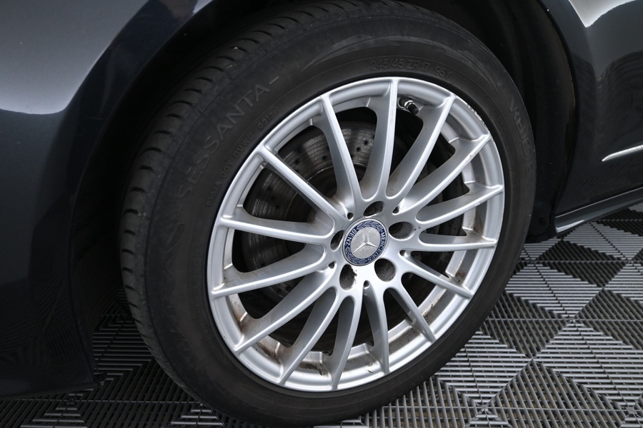 Mercedes-Benz CLS vaihtoauto