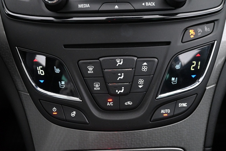 Opel Insignia vaihtoauto
