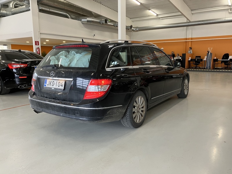 Mercedes-Benz C vaihtoauto