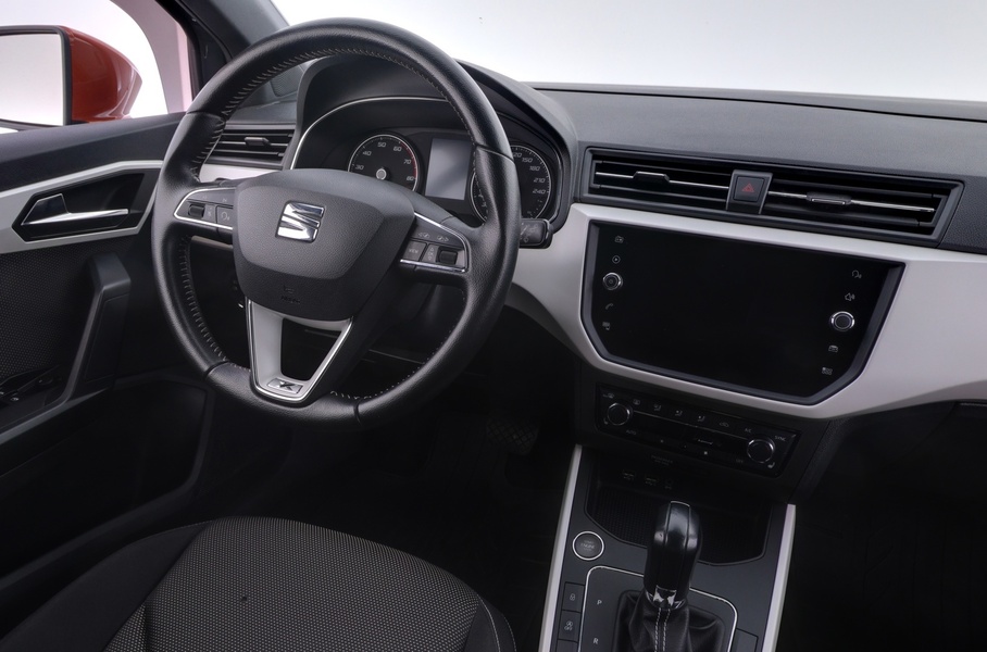 SEAT Arona vaihtoauto