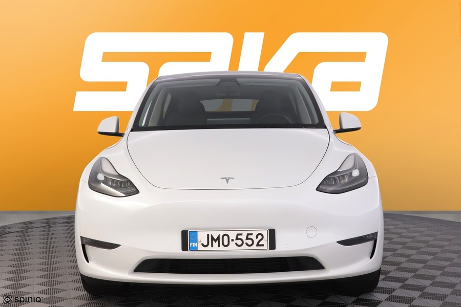 Tesla Model Y vaihtoauto