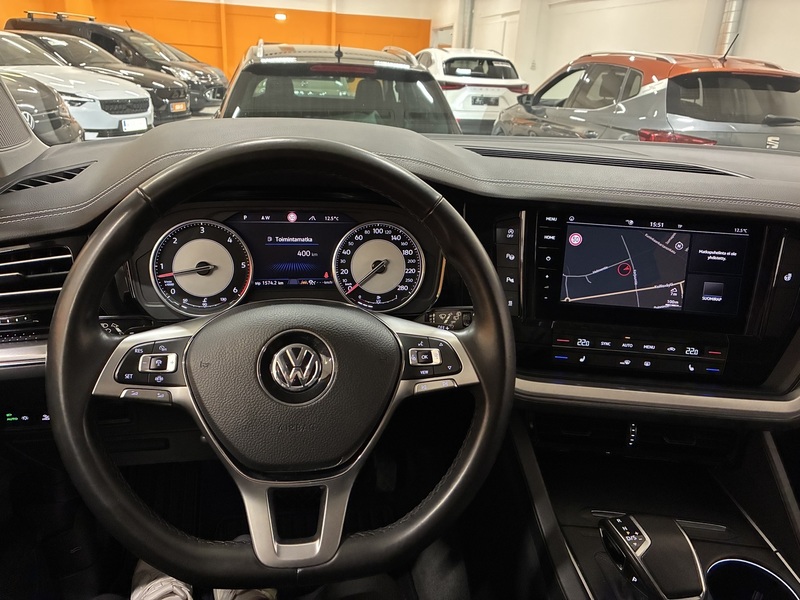 Volkswagen Touareg vaihtoauto