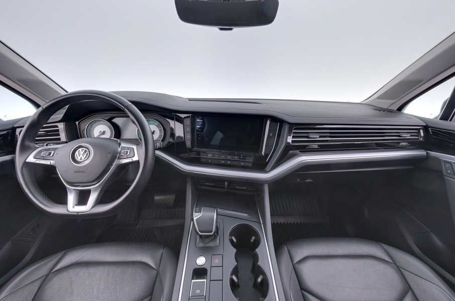 Volkswagen Touareg vaihtoauto