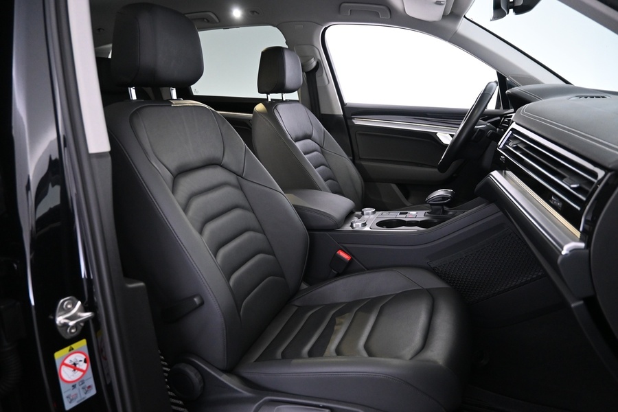 Volkswagen Touareg vaihtoauto