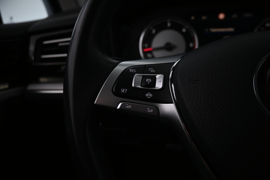 Volkswagen Touareg vaihtoauto