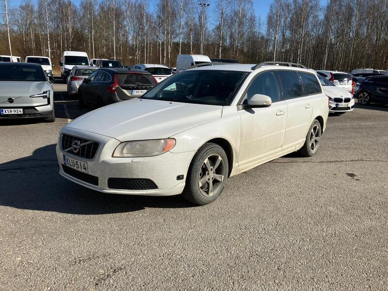 Volvo V70 vaihtoauto