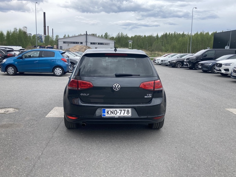 Volkswagen Golf vaihtoauto