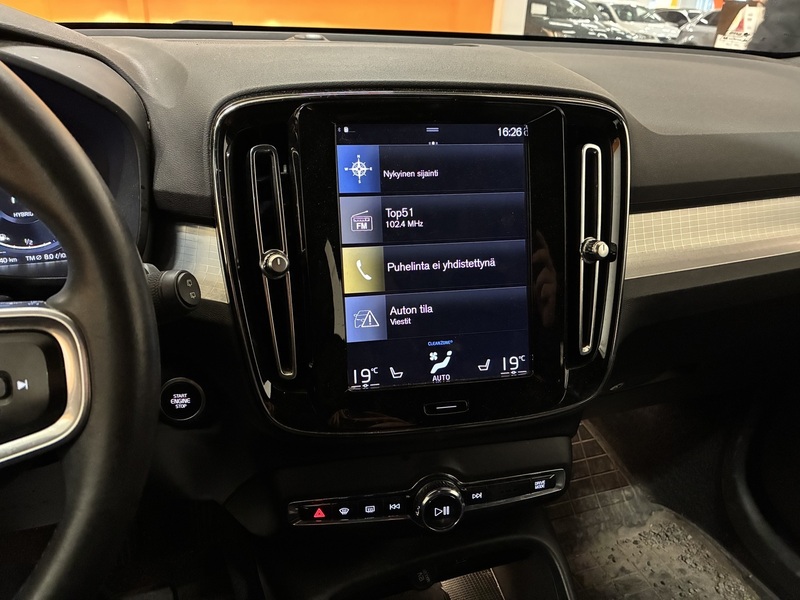 Volvo XC40 vaihtoauto