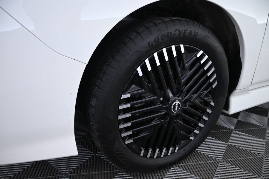 Nissan Leaf vaihtoauto