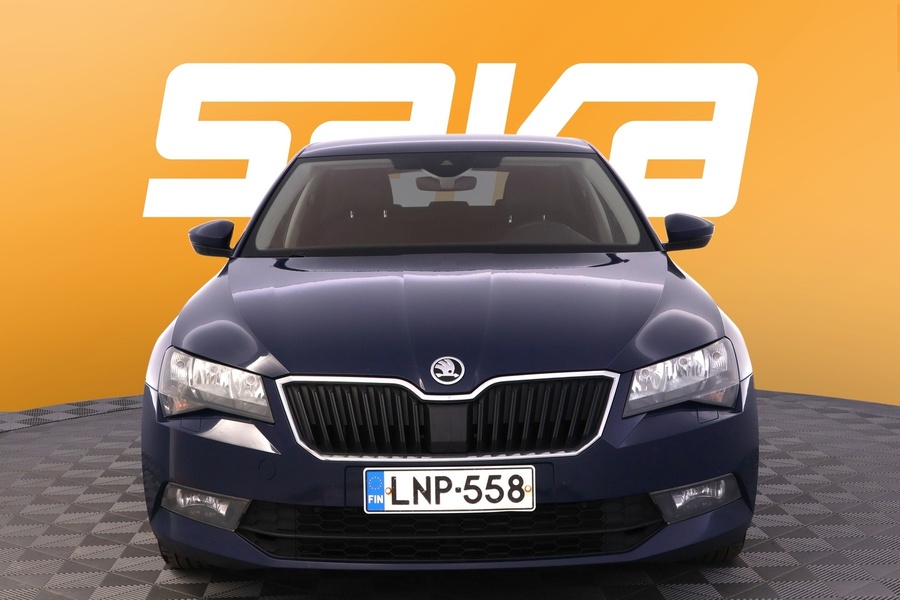 Skoda Superb vaihtoauto