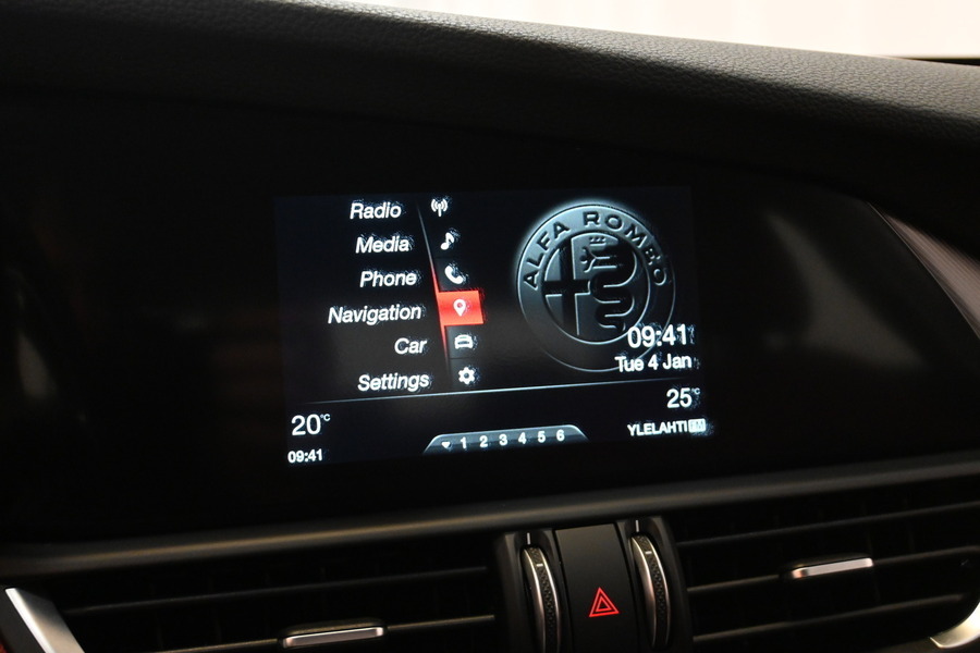 Alfa Romeo Giulia vaihtoauto