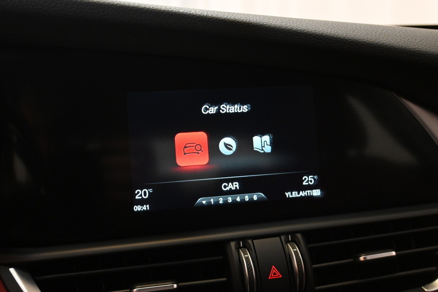 Alfa Romeo Giulia vaihtoauto