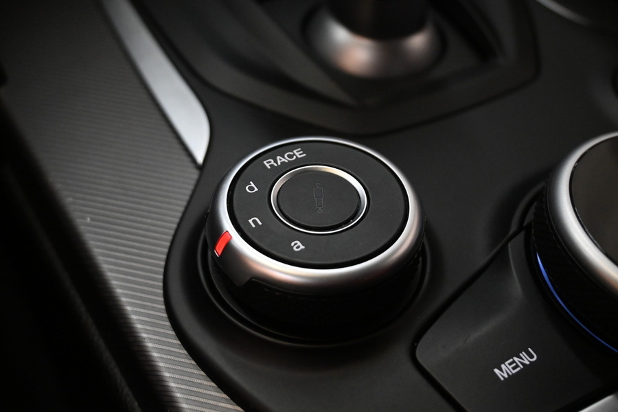 Alfa Romeo Giulia vaihtoauto