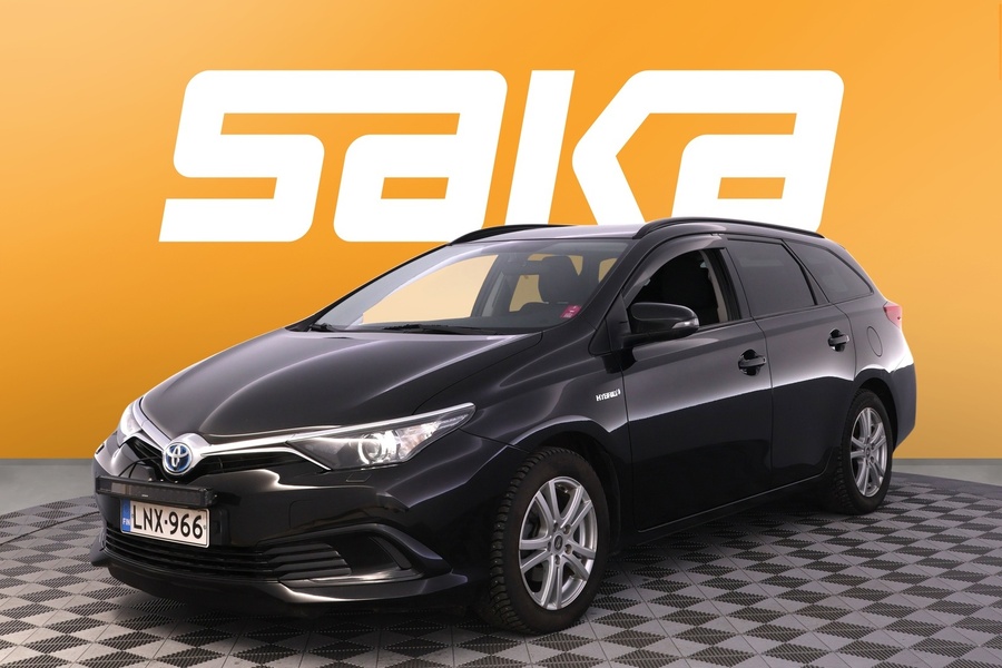 Toyota Auris vaihtoauto