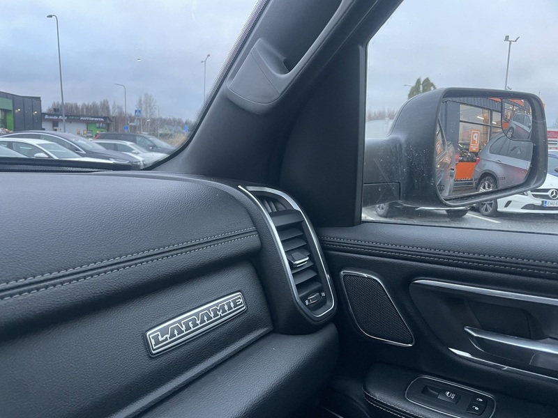 Dodge Ram vaihtoauto