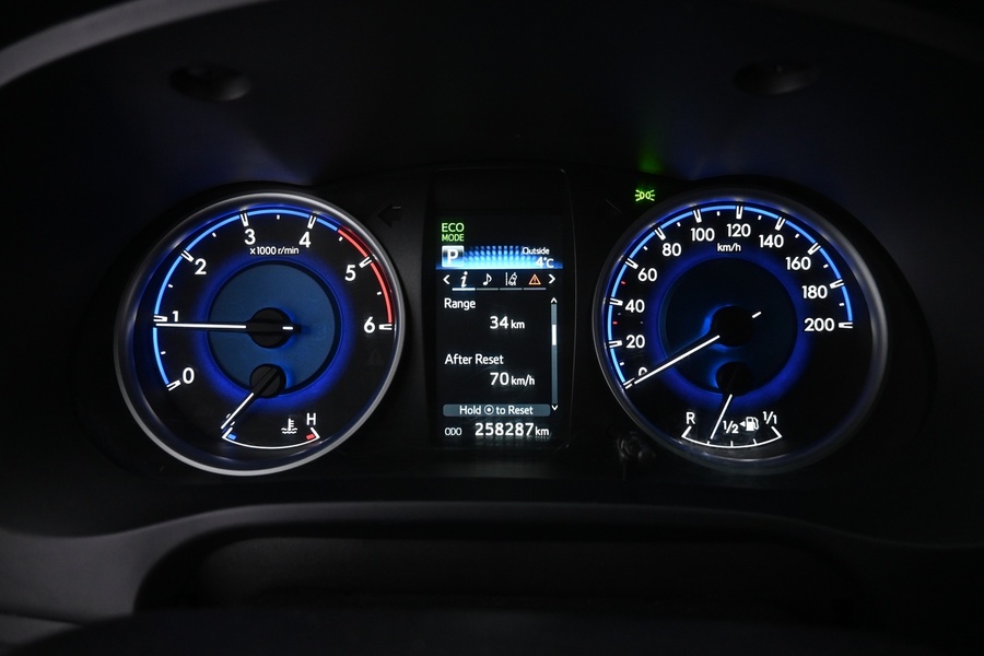 Toyota Hilux vaihtoauto