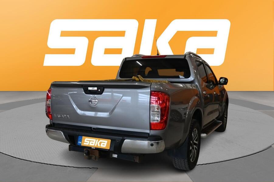 Nissan Navara vaihtoauto