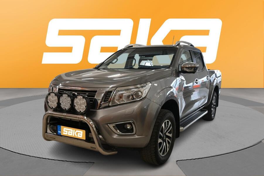 Nissan Navara vaihtoauto