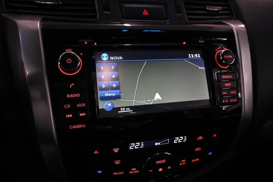 Nissan Navara vaihtoauto