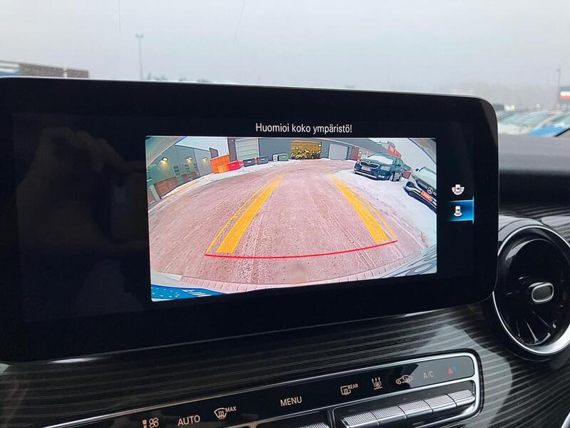 Mercedes-Benz EQV vaihtoauto